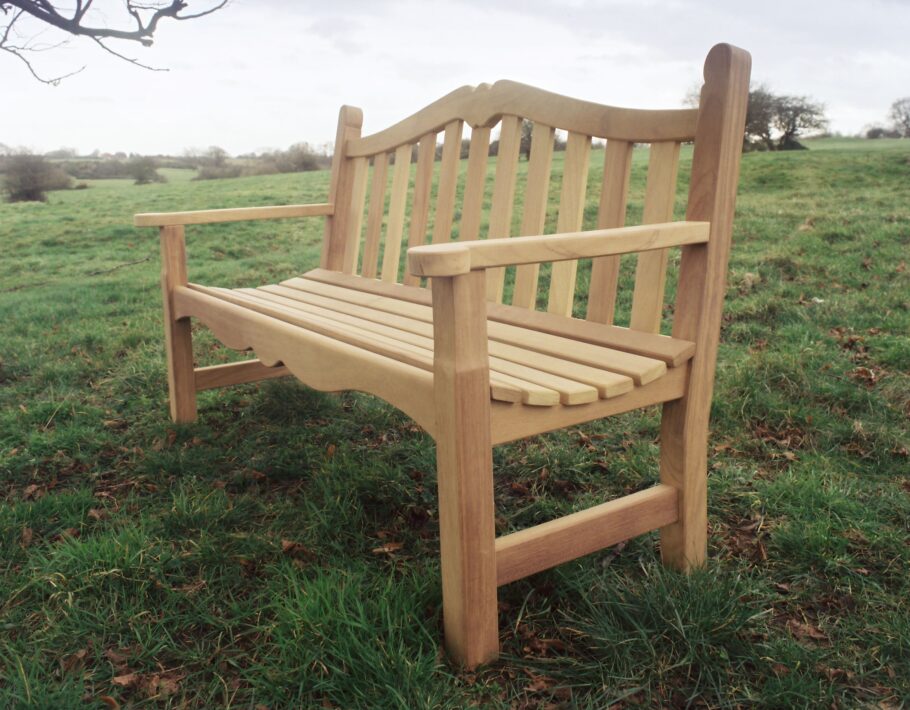 The Knaresborough wooden bench