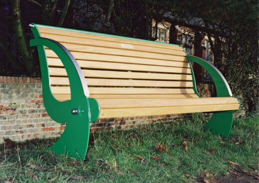 Spinnaker park bench in green powder coating