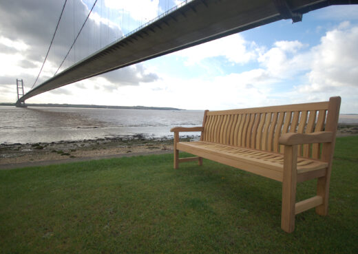 The wooden Scarborough bench by the side of the Humber